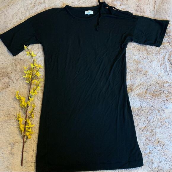 Lou & Grey Tie Shoulder Signature Soft Black Dress - Picture 2 of 13